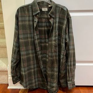 Mens Large LL Bean green flannel long sleeve